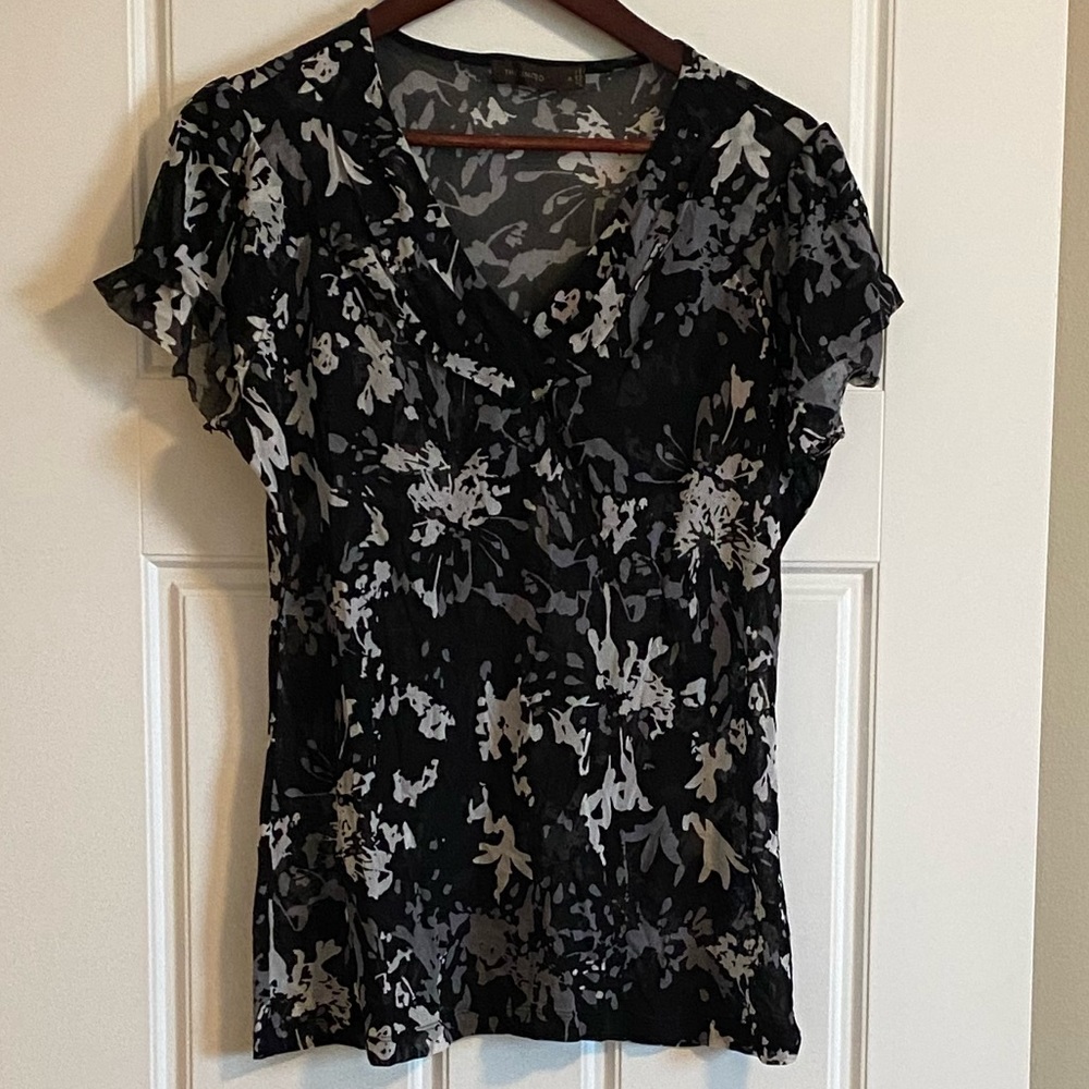 NWOT The Limited Black/Grey/White Blouse (XL)